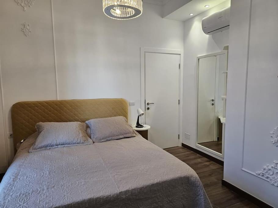 Ferienwohnung Deluxe Flat With Garden_Tirana Exterior foto